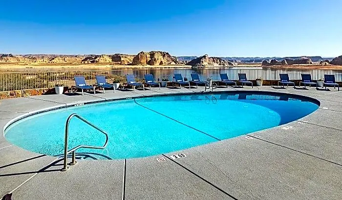 Powell Hotel Page