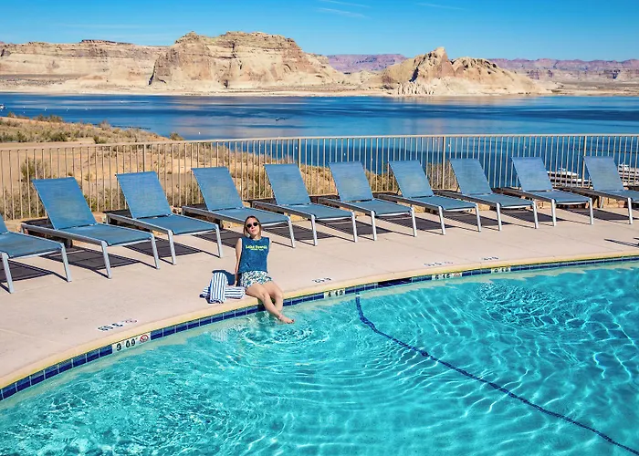Hotel Powell 3*